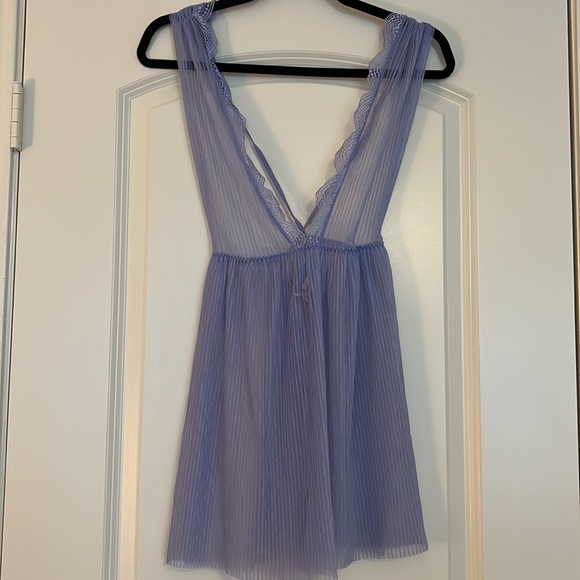 Victoria’s Secret Lingerie Set - Picture 2 of 4